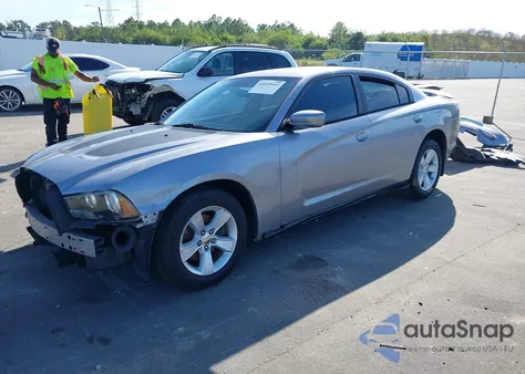 2014 Dodge Charger Se z USA, uszkodzony, nr VIN 2C3CDXBG6EH214017